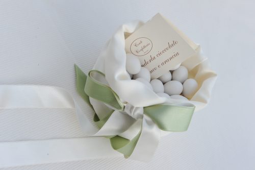 confettata-matrimonio-elegante-mandorla-cioccolato